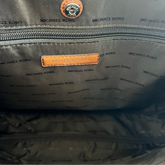 Michael Kors Warren Large Laptop Briefcase New with Shoulder Strap Tan Brown - Picture 10 of 10